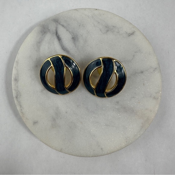 Vintage Earrings - Picture 2 of 5